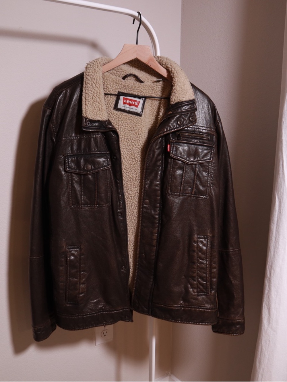 Levi's Men Faux Leather Bomber Dark Brown with Cream Sherpa Lining